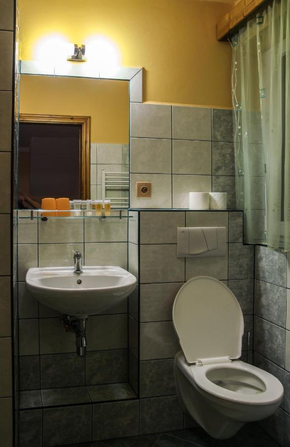 Wellness Penzion Palice ยินดริคูฟราเดตส์ ภายนอก รูปภาพ